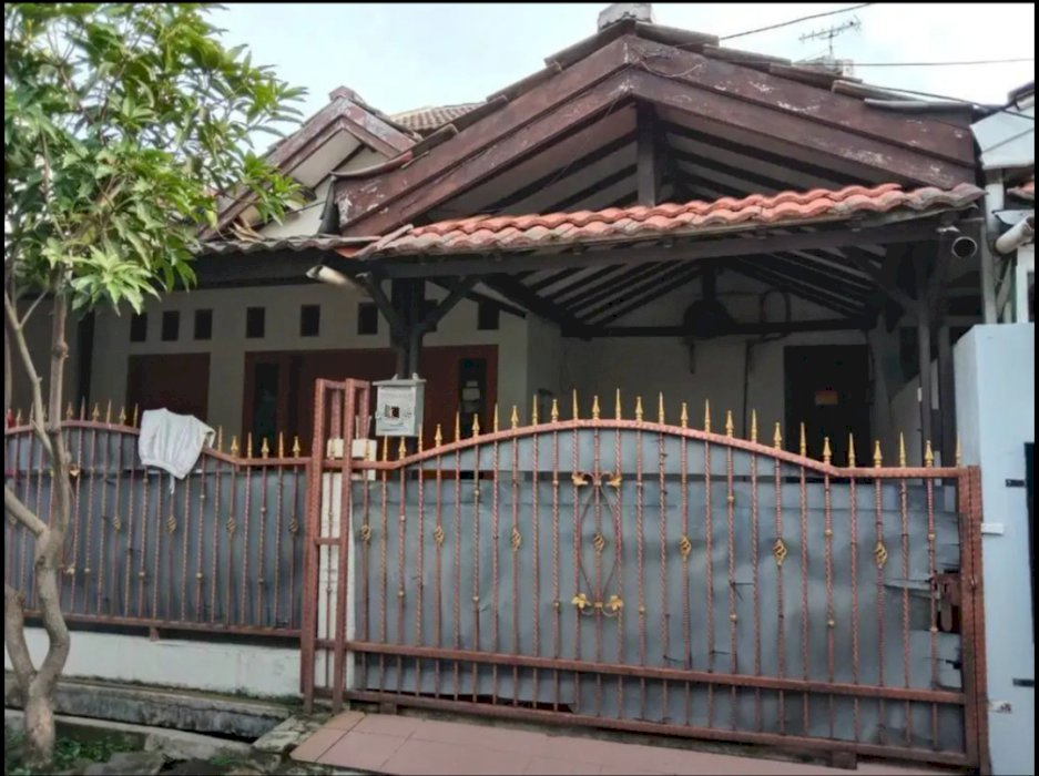 Rumah terawat siap pakai dekat galaxy park mall