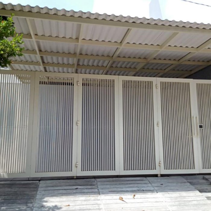 RUMAH SIAP HUNI TERAWAT LOKASI STRATEGIS BEBAS BANJIR, SATELIT UTARA,