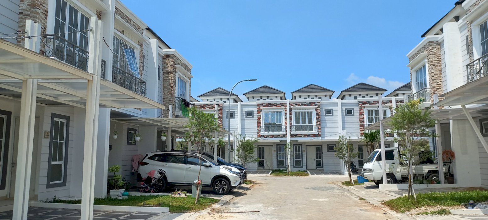 RUMAH BARU 2 LANTAI (SEVILLA TOWN HOUSE)
