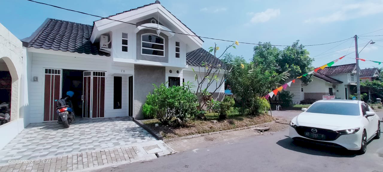 Dijual Rumah Semi Furnished Perum Merapi View