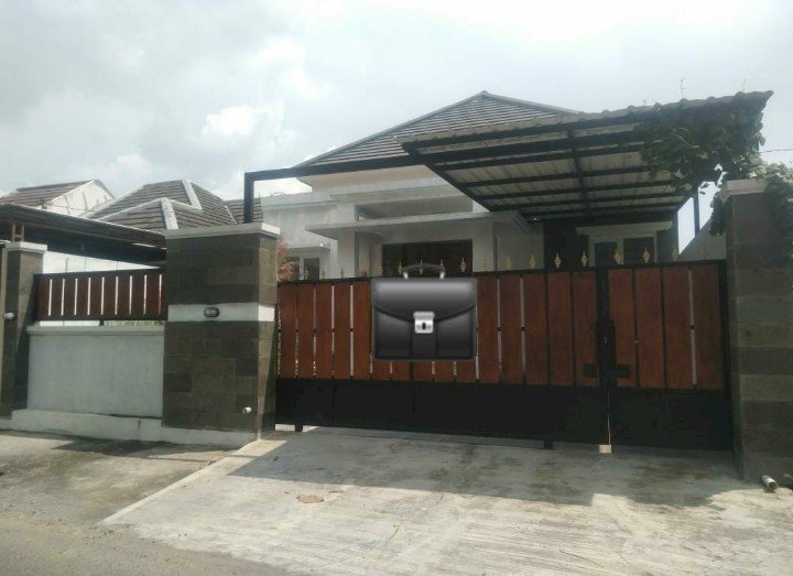 Di jual rumah baru strategis