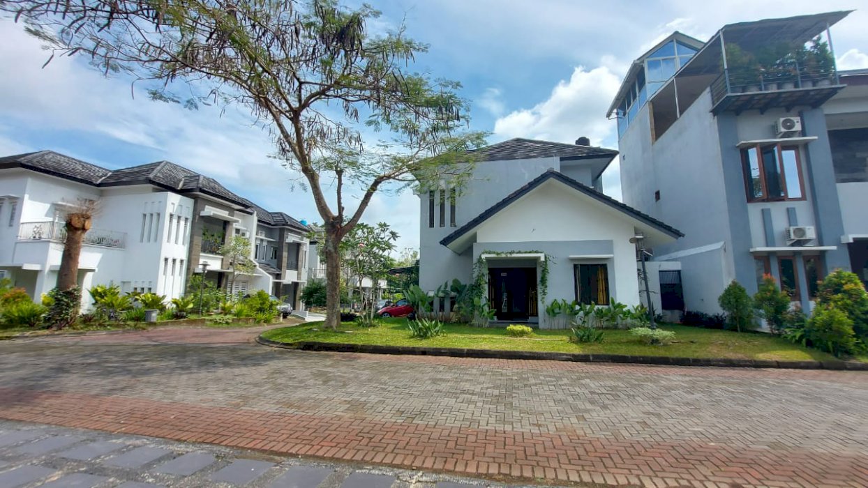 Dijual Rumah Mewah Hook dlm Perum Paradise - Palagan