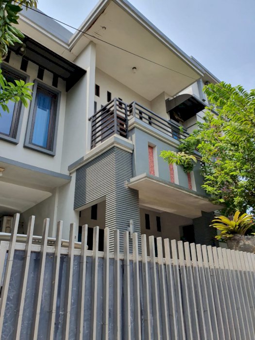 Dijual Rumah Secondary Bangunan Besar Di Bulak Tengah Klender