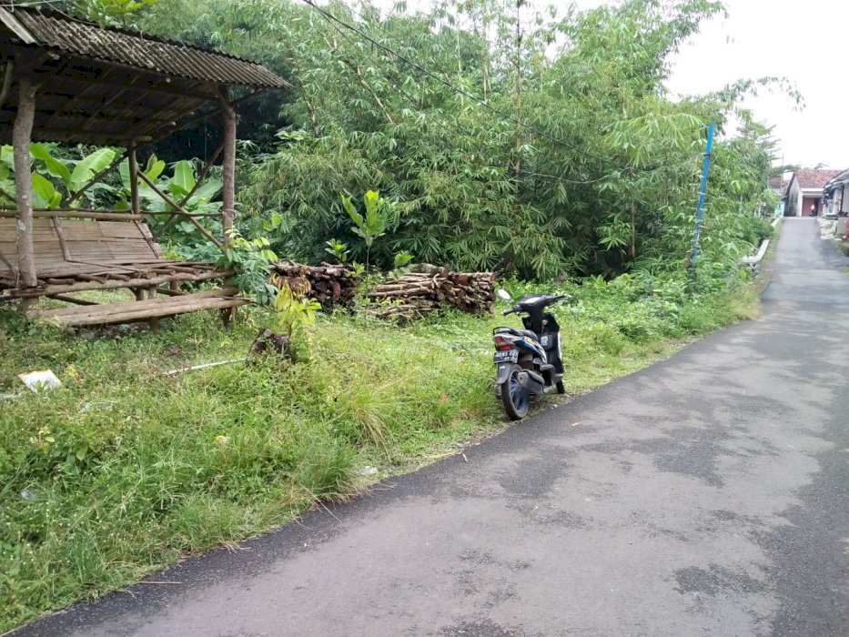 Dijual tanah pinggir jalan siap bangun rumah dll