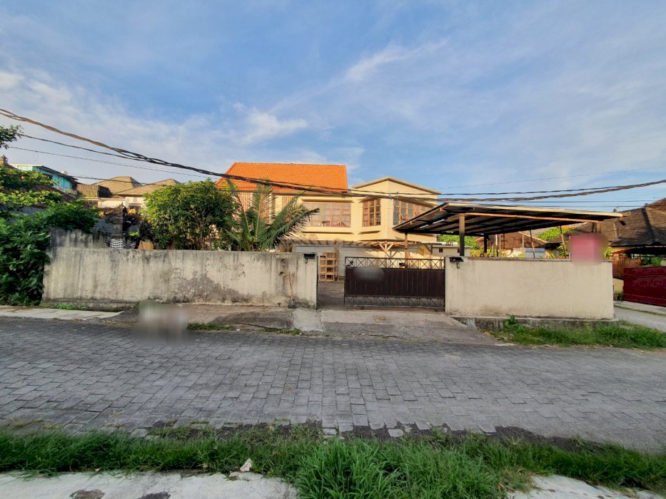 Dijual gudang seluas 4 Are lokasi strategis di Kerobokan Kelod