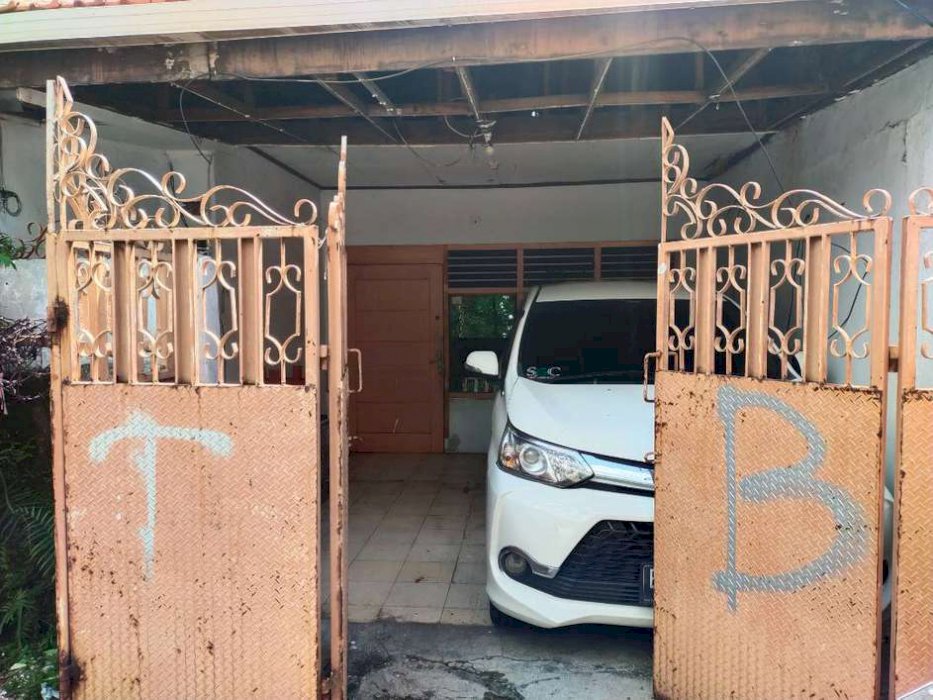 Dijual rumah di area dekat gajahmada