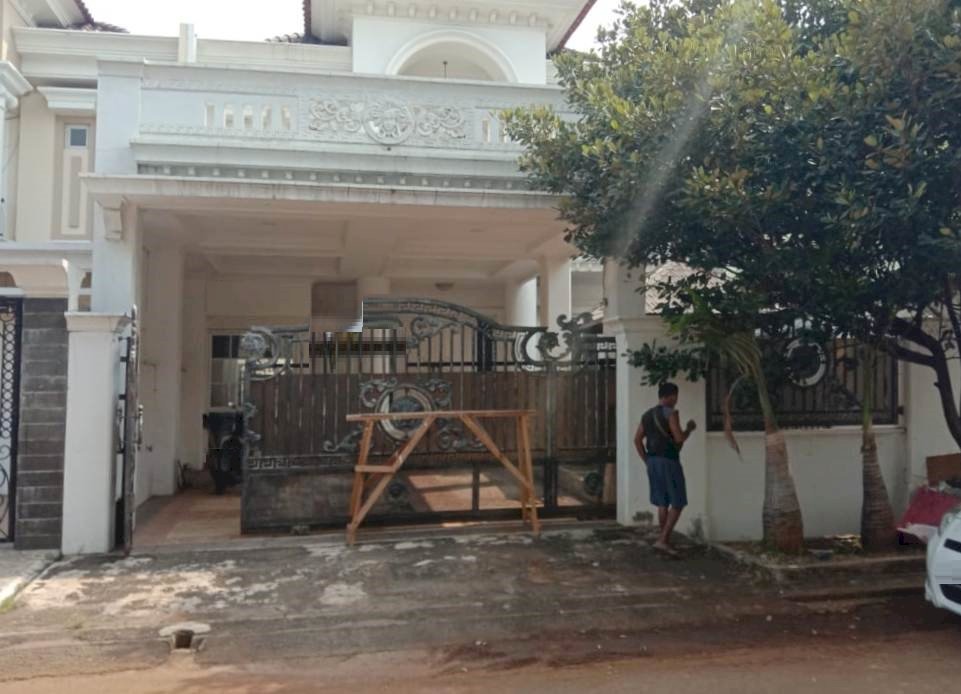 Rumah sudah renoved dan siap huni luas 11x20 Royal Residence Cakung