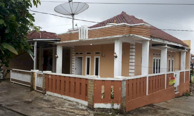 DIJUAL RUMAH KONTRAKAN 3 PINTU, SUKARAJA SUKABUMI JAWABARAT