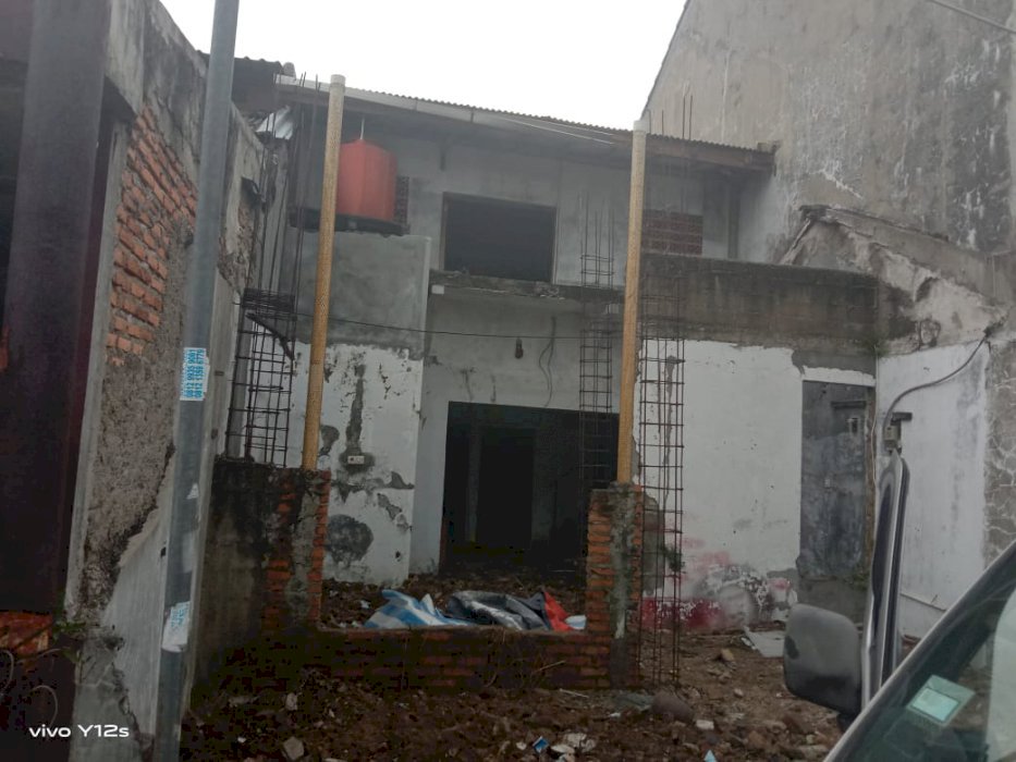 JUAL RUMAH SETENGAH REHAB