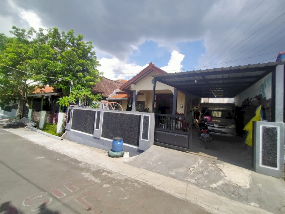 jual cepat rumah siap huni jl srikaton dekat tol krapyak