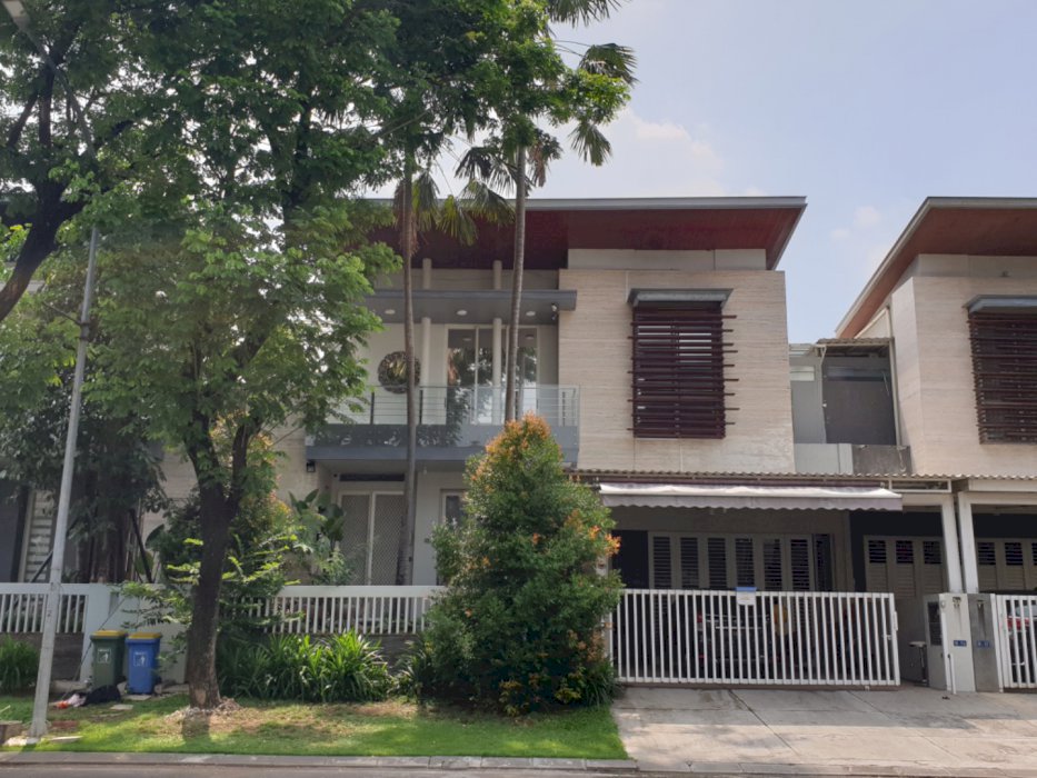 Rumah Wisata Bukit Mas Boulevard Street of Paris Minimalis Siap Huni