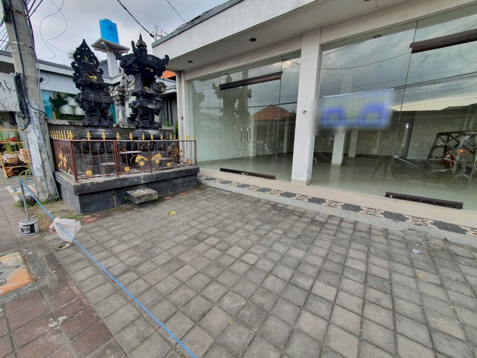 Shop for Rent in Business Area of Seminyak