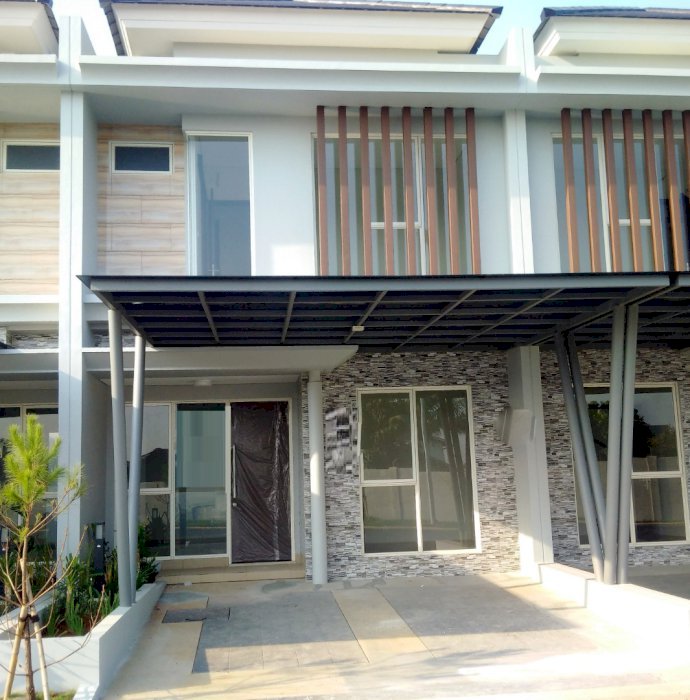 Rumah siap huni 2lt luas 6x15 Type 3KT Cluster Mississippi JGC Jakarta
