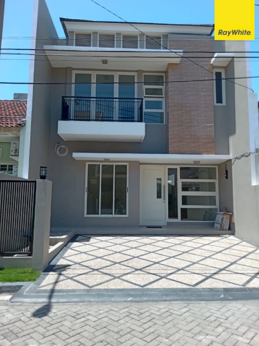 Dijual Rumah 2 Lantai Siap Huni Lokasi Griya Asri Pakuwon City