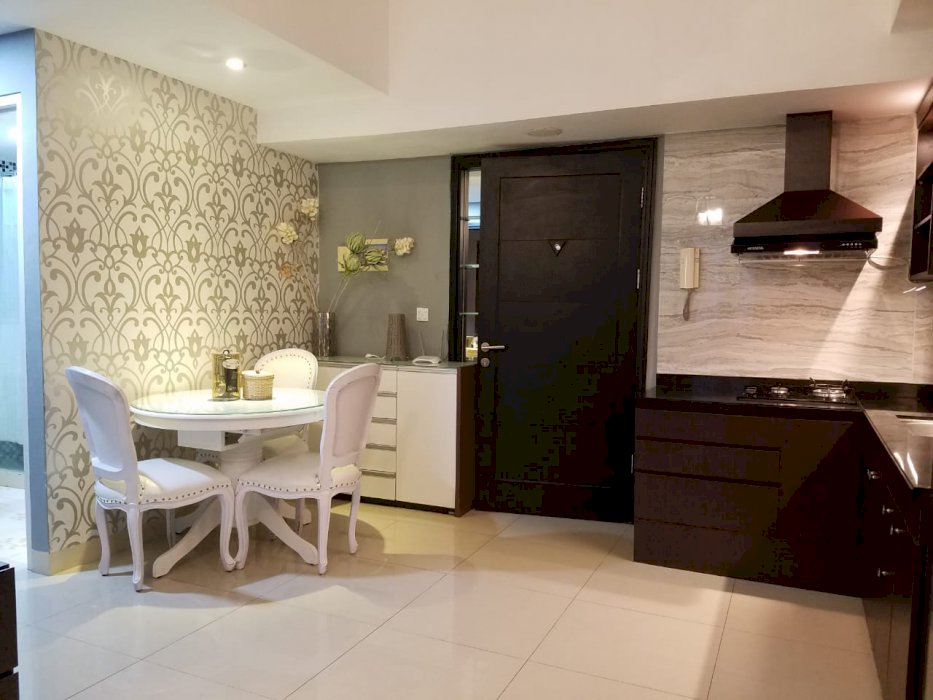 Apartemen 2 BR. Kuningan area Jakarta.Hanya 1.8 M. AMBASSADE RESIDENCE