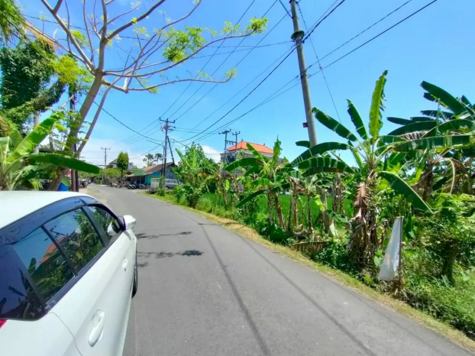 Dijual tanah cepat lokasi pinggir jln tumbak bayuh cocok utk restoran