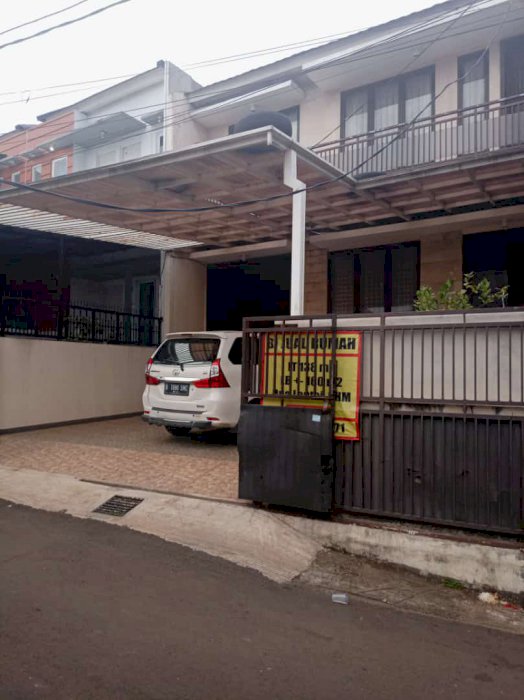 DIJUAL RUMAH  SECONDARY KOKOH DAN BAGUS MURAH DI CIPAYUNG