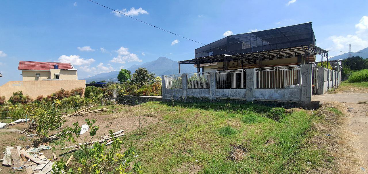 Tanah strategis berada di lingkungan jalan bukit berbunga Batu