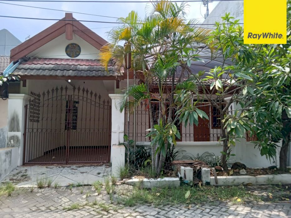 Disewakan Rumah Hadap Utara Lokasi di Jl. Sutorejo Tengah, Surabaya