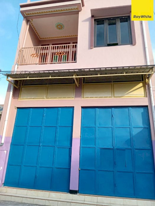 Disewakan Ruko Bangunan 2 Lantai Lokasi Strategis di Jl. Lebak Jaya