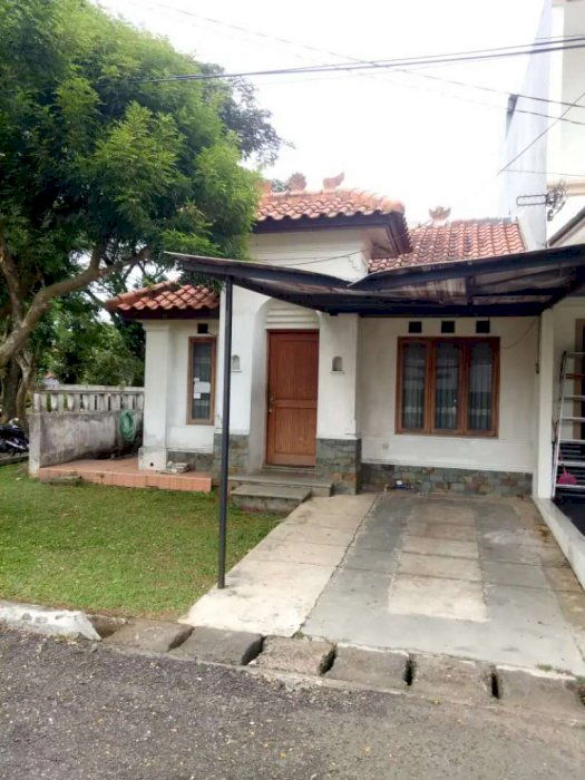 DiJual Rumah Taman Ubud Cendana Lippo Karawaci Posisi Hoek