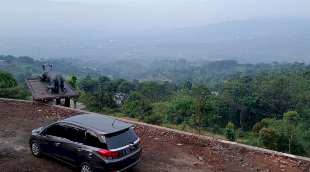 Tanah view Gunung dan Kota