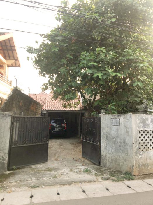 RUMAH DIJUAL LOKASI STRATEGIS DI WILAYAH JAKARTA SELATAN