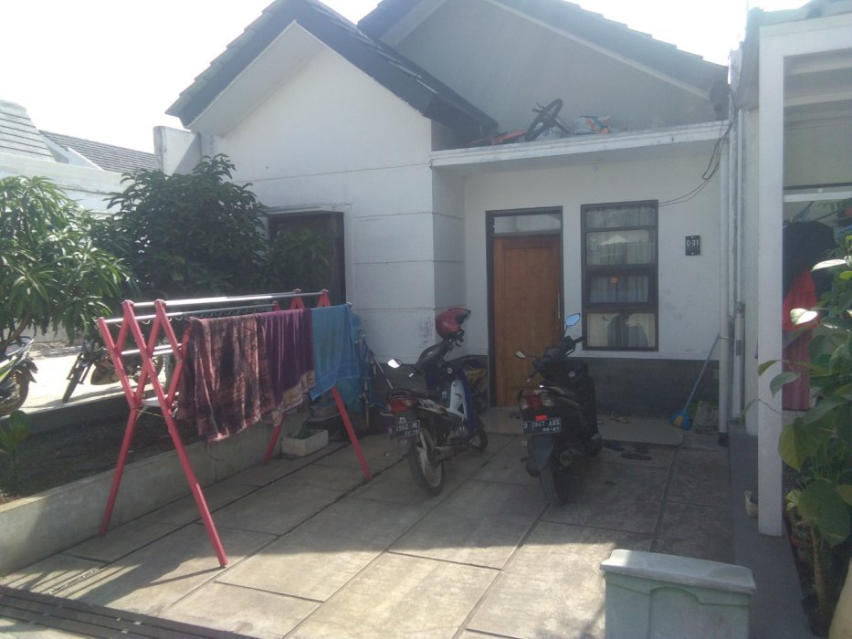 Hunian asti dengan konsep bangunan klasik