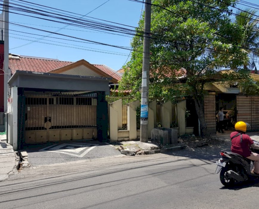 DIJUAL RUMAH : JL. RAYA SUKOMANUNGGAL JAYA , DARMO SATELIT , SURABAYA
