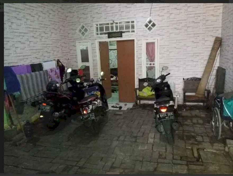 For Sale Rumah + Kamar Kost