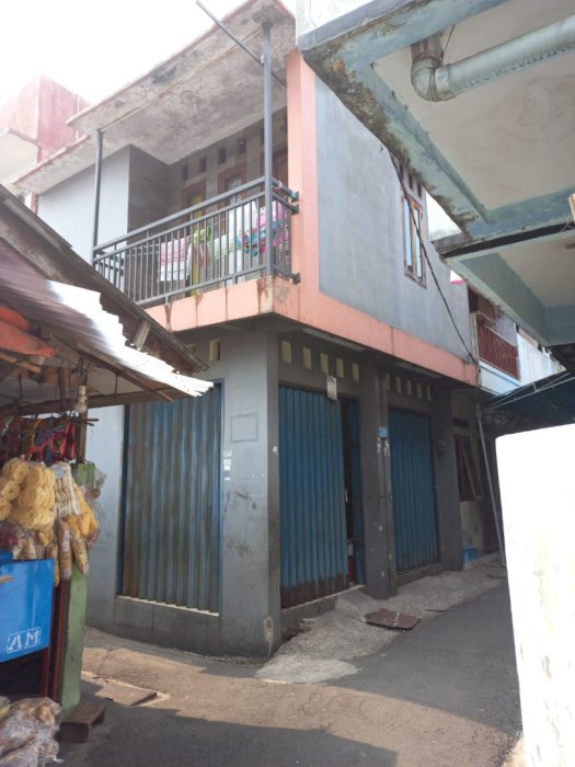 dijual rumah di daerah Jakarta Barat.