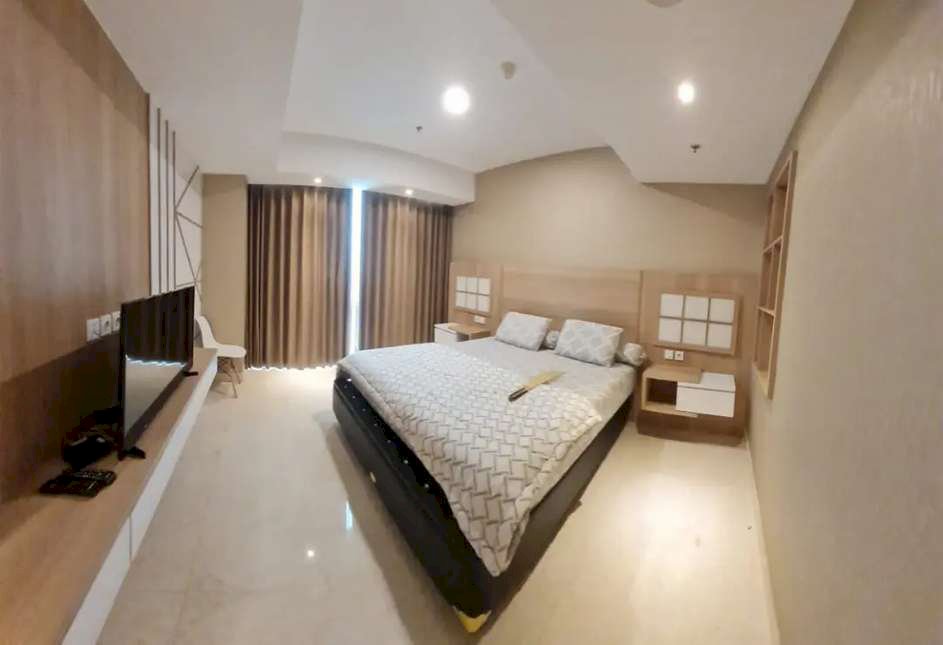 DISEWAKAN PENTHOUSE APARTEMEN MEWAH U RESIDENCE 2 FF