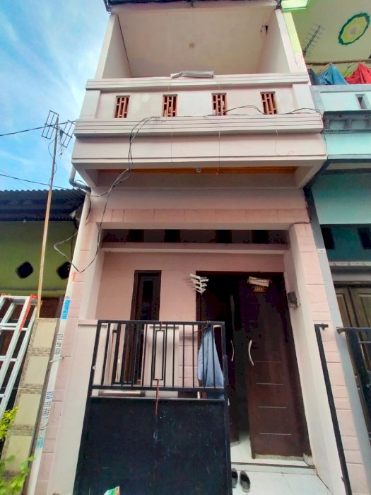 Rumah dijual kecil minimalis SIAP HUNI, lengkap +++