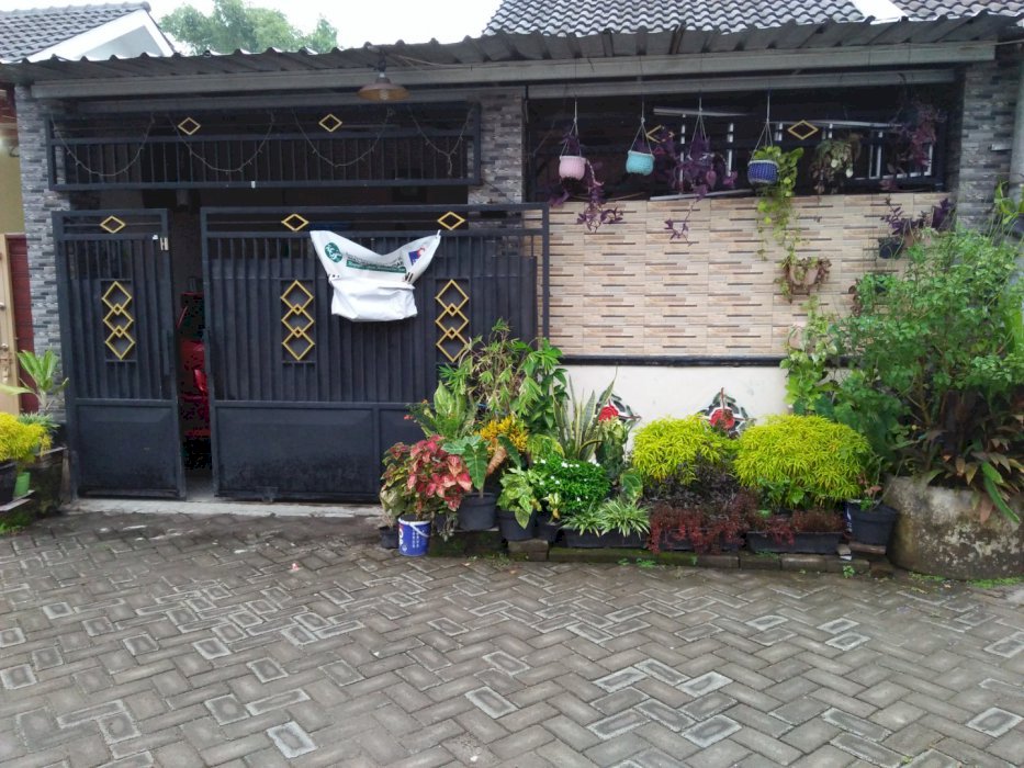 jual rumah full bangunan padat pendudul nol jln raya