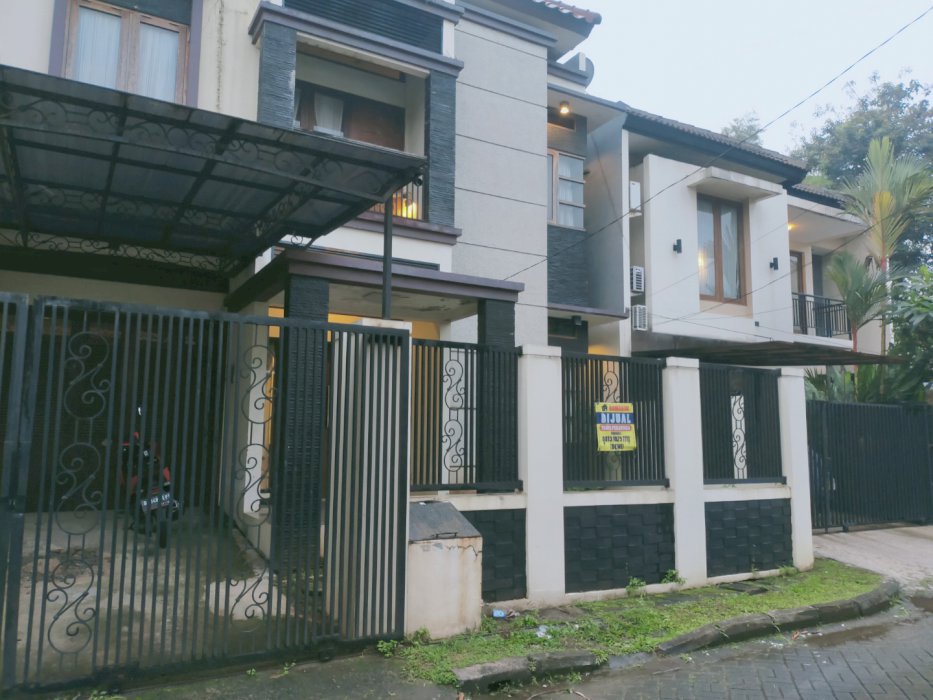 DiJual Rumah Strategi Di BSD