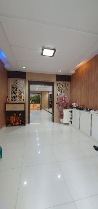 Villa lux minimalis di cemara asri