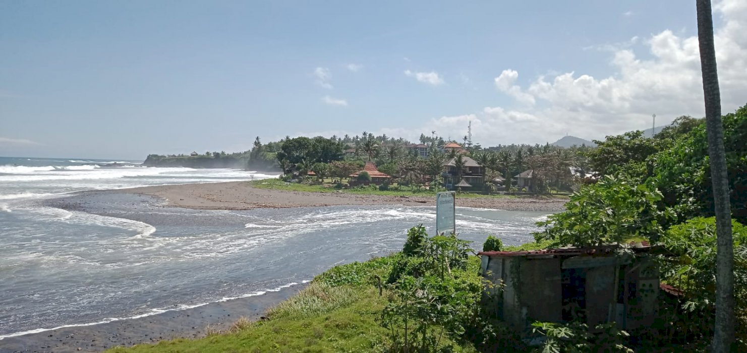 Lahan dan bangunan luas 2800 m2