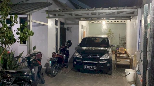 Rumah di Pinggir Jakarta Timur