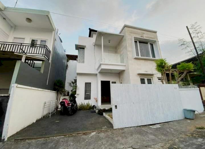 Dijual rumah lantai 2 di kesambi kerobokan badung bali