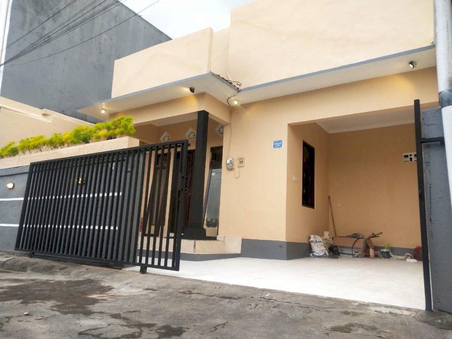 Dijual rumah lantai 1 di area buana raya padangsambian denpasar