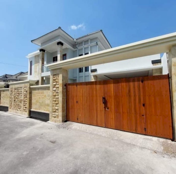 Dijual rumah baru lantai 2 di kawasan jl cekomaria denpasar utara