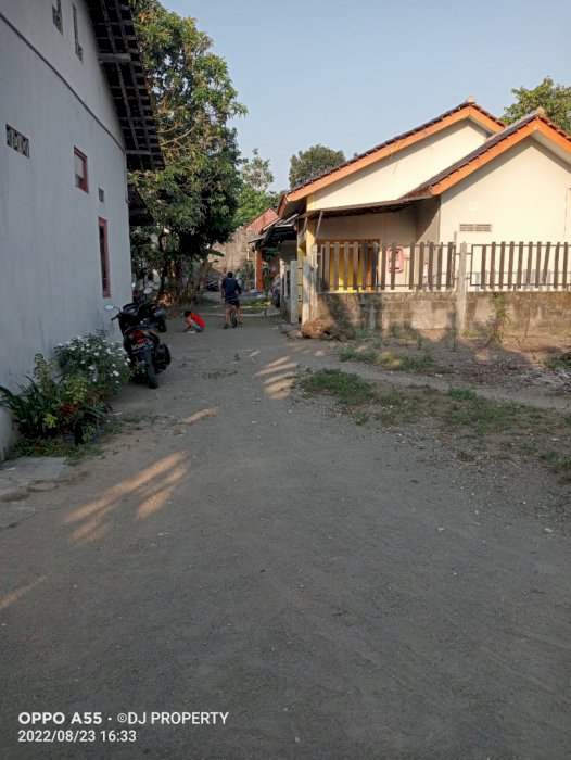 Rumah di jual  barat Polsek Kasihan Bantul