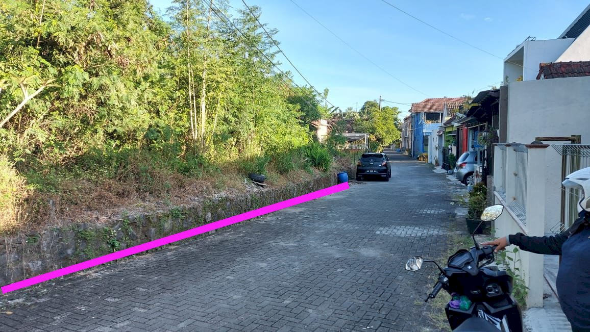 TANAH STRATEGIS DEPAN PRUM MRISI INDAH TIRTONIRMOLO KASIHAN BANTUL