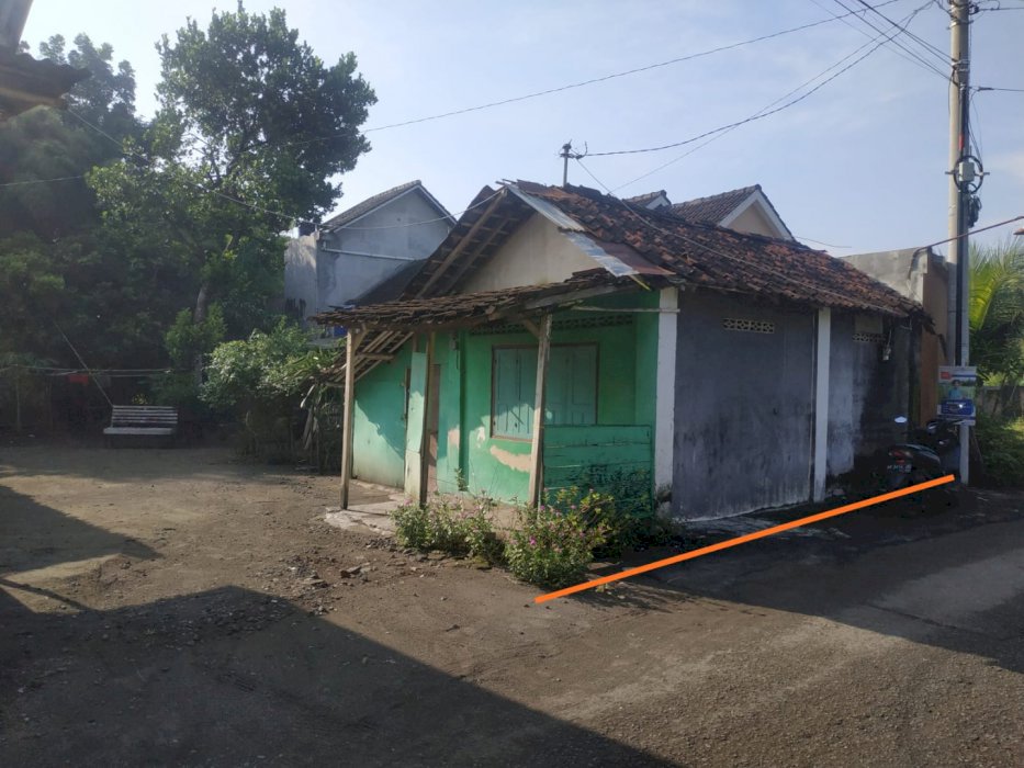 TANAH PEKARANGAN MUNGIL PINGGIR JL ASPAL TIMUR LAPANGAN KASIHAN