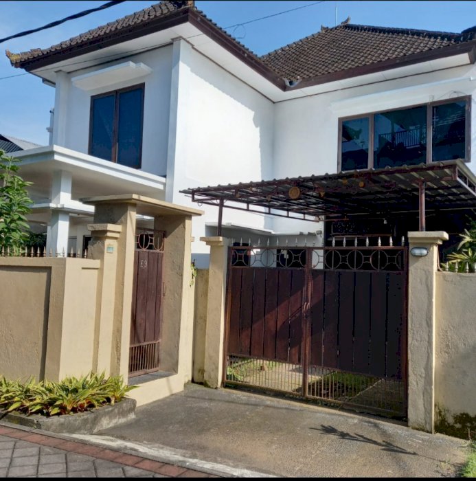 Dijual rumah lantai 2 dikawasan anggungan Mengwi badung bali