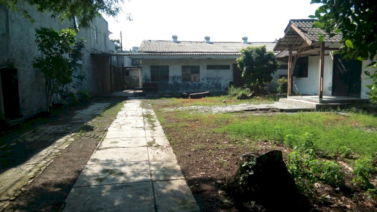 Tanah bekas konveksi pakaian