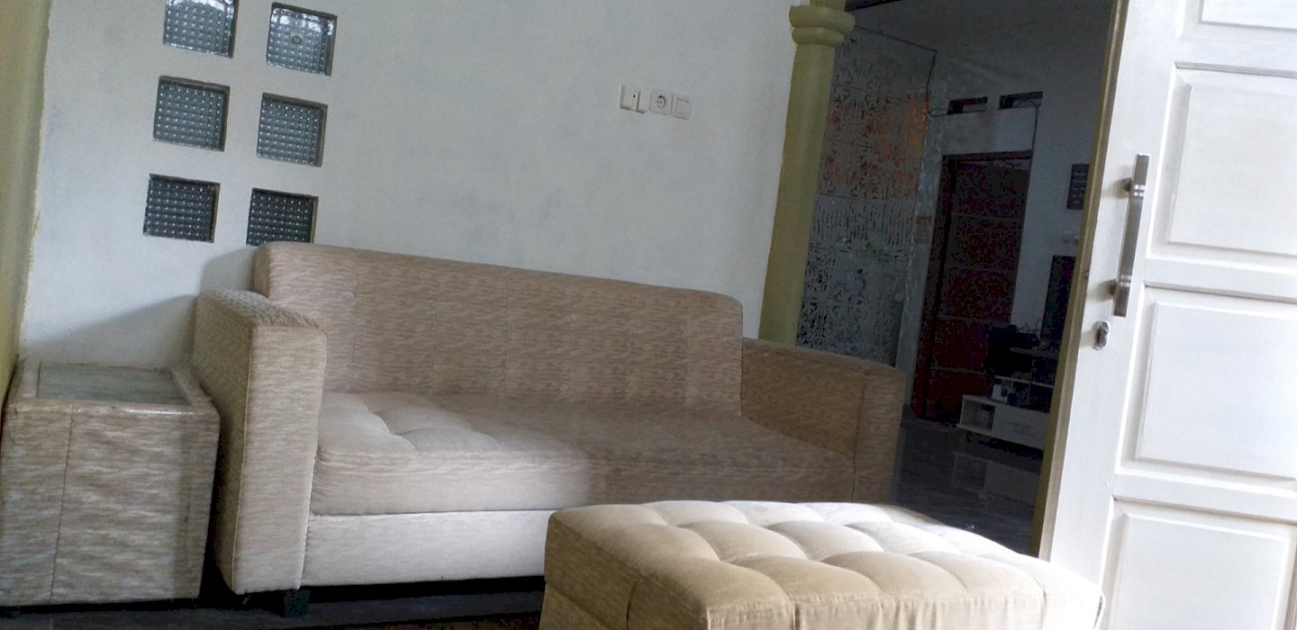 Rumah di jual  siap huni