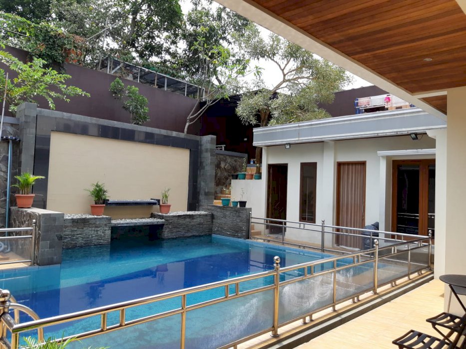 Dijual cepat rumah murah siap huni di Sentul city Bogor