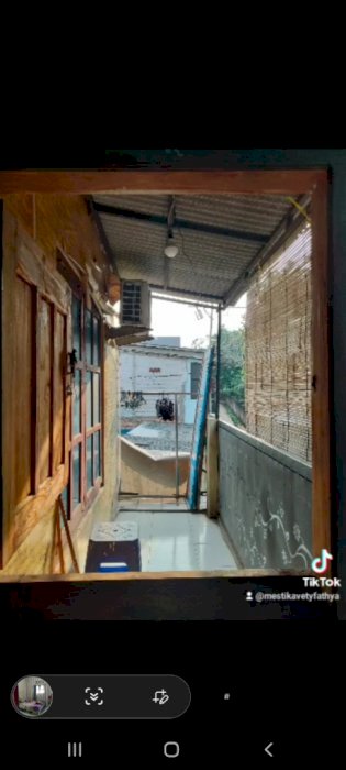 DI JUAL RUMAH 2 LANTAI