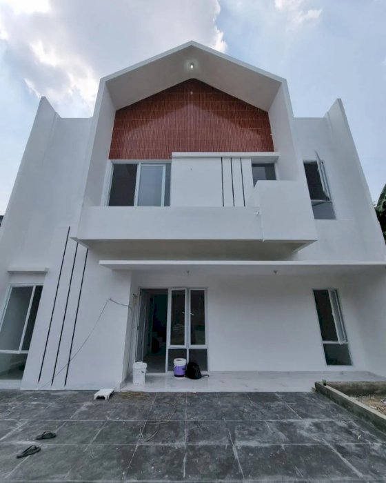 Green Savana Mansion Cilodong